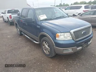 2005 Ford F-150 XLT z VIN 1FTPW12525FB16249, wystawiony jako IAAI lot #42040712 z przebiegiem 258 539 mil mil oraz . Historia ofert i sprzedaży dostępna na DreamBid. Obrazek 1.