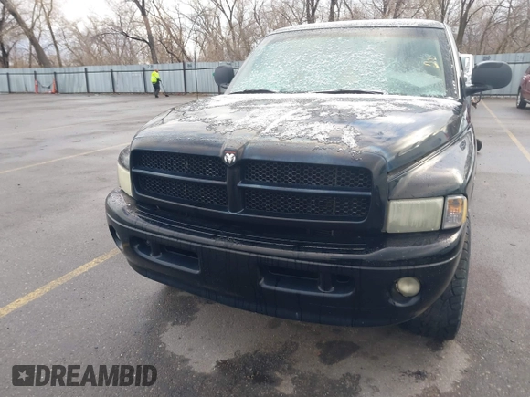1999 Dodge 1500 with VIN 3B7HF13Z4XM579695, listed as a IAAI auction lot 41795036 with 117,785 mi miles and . Bid and sale history available at DreamBid. Image 6.