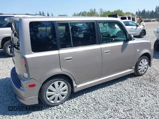 2005 Scion xB with VIN JTLKT324950220945, listed as a IAAI auction lot 42090170 with 182,235 mi miles. Bid and sale history available at carsss.com. Image 4.