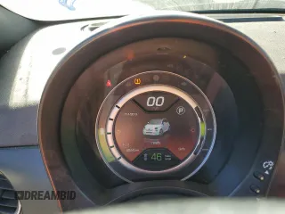 2013 FIAT 500e с VIN 3C3CFFGEXDT732116, выставлен на аукционе Copart как лот 74983534 с пробегом 69 446 миль миль и Списание • Salvage title. История ставок и продаж доступна на DreamBid. Изображение 9.