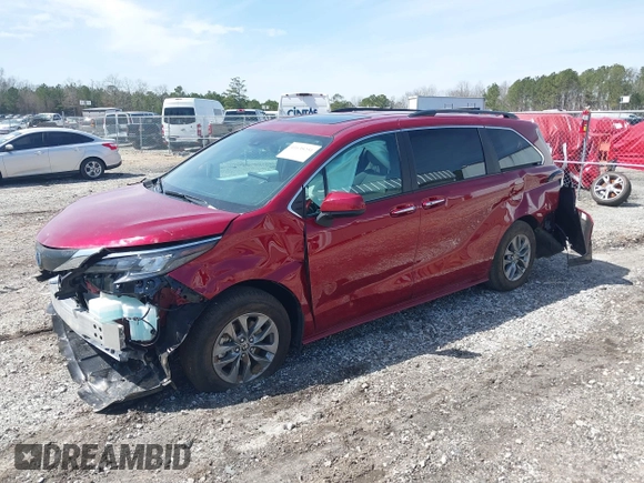 2025 Toyota Sienna XLE with VIN 5TDYRKEC7SS236507, listed as a IAAI auction lot 41635251 with 2,422 mi miles and . Bid and sale history available at DreamBid. Image 18.