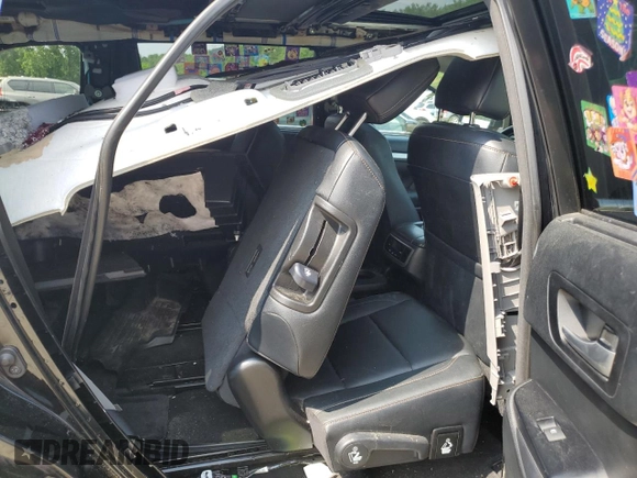 2017 Toyota Highlander XLE with VIN 5TDJZRFH9HS461668, listed as a Copart auction lot 60532375 with 82,923 mi miles and Salvage title. Bid and sale history available at DreamBid. Image 11.