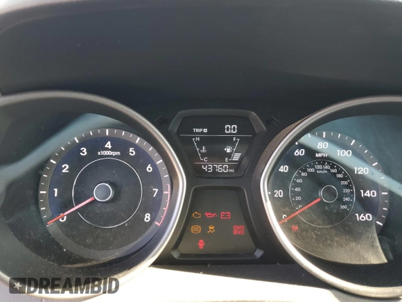 2015 Hyundai Elantra SE with VIN 5NPDH4AE3FH560618, listed as a Copart auction lot 56199255 with 43,760 mi miles and Salvage title. Bid and sale history available at DreamBid. Image 9.