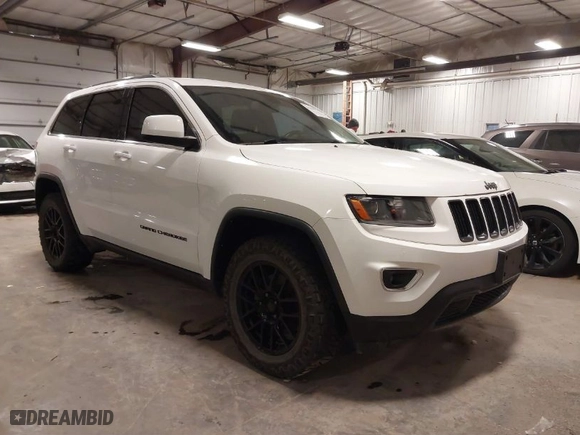 2015 Jeep Grand Cherokee Altitude with VIN 1C4RJFAG2FC905673, listed as a IAAI auction lot 41334271 with 160,531 mi miles. Bid and sale history available at carsss.com. Image 1.