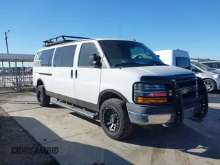 2019 Chevrolet Express Passenger LT with VIN 1GAZGPFG8K1253265, listed as a IAAI auction lot 41749111 with 65,070 mi miles and . Bid and sale history available at DreamBid. Image 13.