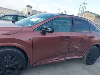 2024 Lexus RX 500h F Sport Performance z VIN 2T2BCMEA8RC014297, wystawiony jako IAAI lot #40790867 z przebiegiem 8 417 mil mil oraz . Historia ofert i sprzedaży dostępna na DreamBid. Obrazek 15.