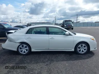2011 Toyota Avalon with VIN 4T1BK3DB4BU371508, listed as a IAAI auction lot 41916559 with 203,667 mi miles and . Bid and sale history available at carsss.com. Image 13.