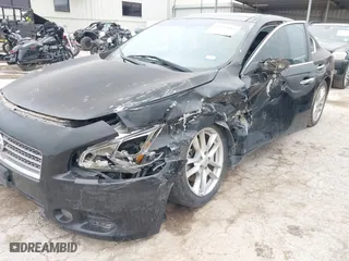 2009 Nissan Maxima 3.5 S with VIN 1N4AA51E89C831062, listed as a IAAI auction lot 41923084 with 176,709 mi miles. Bid and sale history available at carsss.com. Image 6.