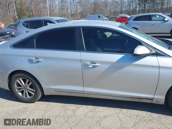 2015 Hyundai Sonata SE z VIN 5NPE24AF0FH161034, wystawiony jako IAAI lot #41640925 z przebiegiem 223 268 mil mil oraz . Historia ofert i sprzedaży dostępna na DreamBid. Obrazek 12.