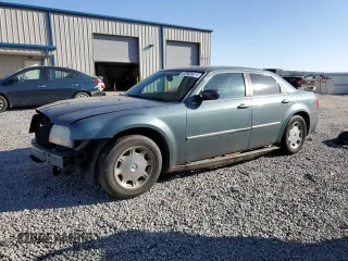 2006 Chrysler 300 Touring with VIN 2C3KA53G06H155636, listed as a Copart auction lot 47929015 with 146,352 mi miles and Salvage Title. Bid and sale history available at carsss.com. Image 1.
