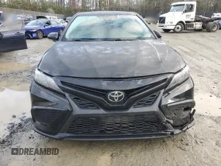 2022 Toyota Camry SE with VIN 4T1G11AK4NU663147, listed as a Copart auction lot 85632014 with 85,362 mi miles and Salvage Title. Bid and sale history available at carsss.com. Image 5.