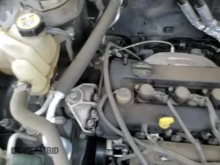 2009 Ford Escape XLS с VIN 1FMCU92759KB19563, выставлен на аукционе Copart как лот 86012594 с пробегом 98 615 миль миль и Чистый • Clean title. История ставок и продаж доступна на DreamBid. Изображение 13.