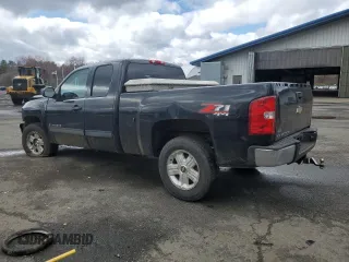 2010 Chevrolet Silverado 1500 LT with VIN 1GCSKSE38AZ186997, listed as a Copart auction lot 52300975 with 107,464 mi miles and Salvage Title. Bid and sale history available at DreamBid. Image 2.