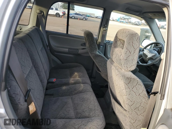 2004 Chevrolet Tracker LT z VIN 2CNBE634X46900683, wystawiony jako Copart lot #88601815 z przebiegiem 146 915 mil mil oraz Szkoda całkowita • Salvage title. Historia ofert i sprzedaży dostępna na DreamBid. Obrazek 11.