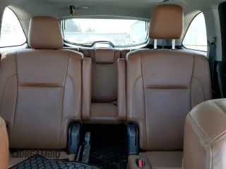 2018 Toyota Highlander Limited z VIN 5TDDZRFH6JS853462, wystawiony jako Copart lot #61330855 z przebiegiem 115 048 mil mil oraz Szkoda całkowita • Salvage title. Historia ofert i sprzedaży dostępna na DreamBid. Obrazek 10.
