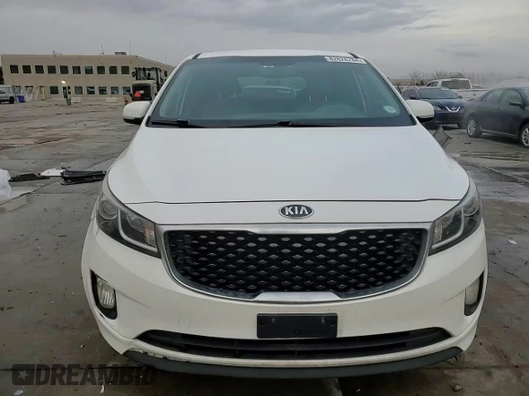 2015 Kia Sedona SX with VIN KNDMC5C19F6032915, listed as a Copart auction lot 82626784 with 135,594 mi miles and Salvage Title. Bid and sale history available at carsss.com. Image 15.