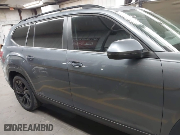 2023 Volkswagen Atlas SE с VIN 1V2JR2CA2PC506401, выставлен на аукционе IAAI как лот 41805834 с пробегом 29 124 миль миль и . История ставок и продаж доступна на DreamBid. Изображение 14.