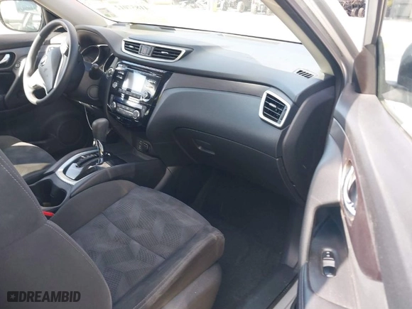 2015 Nissan Rogue SV with VIN KNMAT2MT0FP575579, listed as a IAAI auction lot 41857012 with 52,729 mi miles. Bid and sale history available at carsss.com. Image 5.