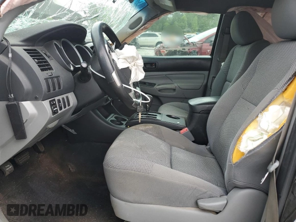 2015 Toyota Tacoma with VIN 5TFTX4CN2FX059963, listed as a Copart auction lot 52439765 with 292,720 mi miles and Salvage title. Bid and sale history available at DreamBid. Image 7.