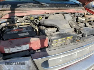 2000 Ford Econoline Passenger XL with VIN 1FBSS31L5YHA97193, listed as a Copart auction lot 49145725 with 134,790 mi miles and Salvage Title. Bid and sale history available at DreamBid. Image 12.