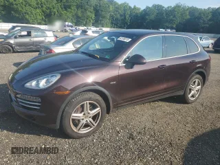2014 Porsche Cayenne Diesel with VIN WP1AF2A23ELA49051, listed as a Copart auction lot 63105015 with 145,894 mi miles and Salvage title. Bid and sale history available at DreamBid. Image 1.