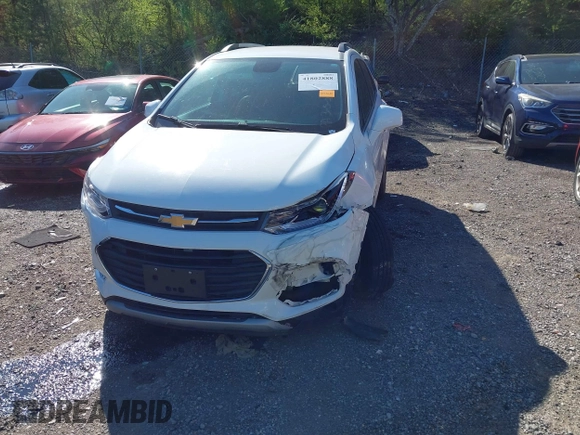 2020 Chevrolet Trax LT with VIN KL7CJLSB9LB005813, listed as a IAAI auction lot 41802888 with 31,212 mi miles and . Bid and sale history available at DreamBid. Image 6.