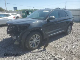 2020 Ford Explorer XLT z VIN 1FMSK7DH7LGC73231, wystawiony jako Copart lot #52561255 z przebiegiem 69 828 mil mil oraz Szkoda całkowita • Salvage title. Historia ofert i sprzedaży dostępna na DreamBid. Obrazek 1.