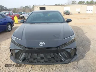 2025 Toyota Camry LE z VIN 4T1DAACK9SU111395, wystawiony jako IAAI lot #41782794 z przebiegiem 249 mil mil oraz . Historia ofert i sprzedaży dostępna na DreamBid. Obrazek 13.