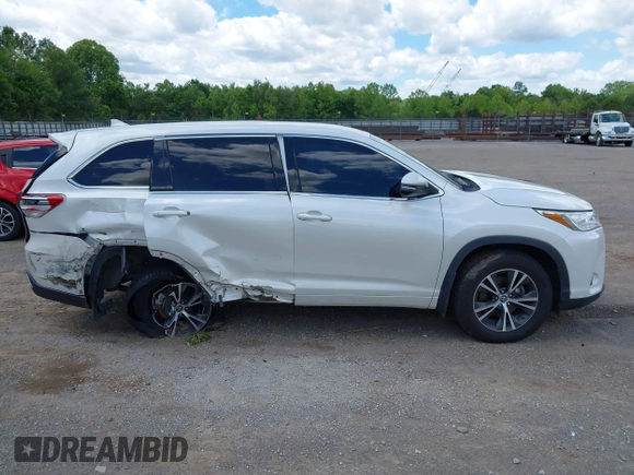 2017 Toyota Highlander LE with VIN 5TDBZRFH6HS456819, listed as a IAAI auction lot 42346004 with 113,152 mi miles and . Bid and sale history available at DreamBid. Image 13.