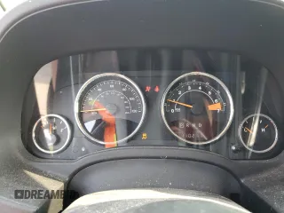 2017 Jeep Compass High Altitude с VIN 1C4NJCEAXHD130376, выставлен на аукционе Copart как лот 59206475 с пробегом 110 211 миль миль и Списание • Salvage title. История ставок и продаж доступна на DreamBid. Изображение 9.