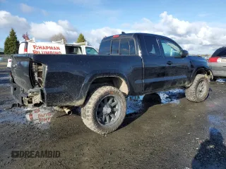 2016 Toyota Tacoma SR z VIN 5TFSX5EN7GX042706, wystawiony jako Copart lot #80982144 z przebiegiem 108 048 mil mil oraz Szkoda całkowita • Salvage title. Historia ofert i sprzedaży dostępna na DreamBid. Obrazek 3.