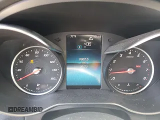 2020 Mercedes-Benz GLC 300 with VIN WDC0G8DB7LF741618, listed as a Copart auction lot 60753135 with 59,720 mi miles and Salvage title. Bid and sale history available at DreamBid. Image 9.