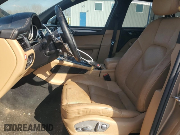 2017 Porsche Macan S with VIN WP1AB2A5XHLB14939, listed as a Copart auction lot 49422025 with 124,730 mi miles and Clean Title. Bid and sale history available at DreamBid. Image 7.