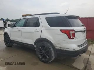 2019 Ford Explorer XLT with VIN 1FM5K8D88KGB05292, listed as a Copart auction lot 59758145 with 97,353 mi miles and Salvage title. Bid and sale history available at DreamBid. Image 2.