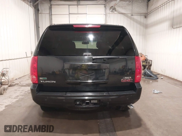2011 GMC Yukon SLT with VIN 1GKS2CE04BR145686, listed as a IAAI auction lot 41909122 with 105,574 mi miles and . Bid and sale history available at DreamBid. Image 17.