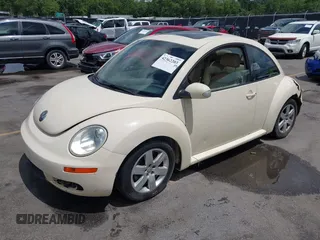 2007 Volkswagen Beetle with VIN 3VWRW31C27M511441, listed as a IAAI auction lot 42362203 with 200,236 mi miles and . Bid and sale history available at DreamBid. Image 17.