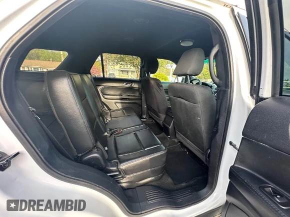 2016 Ford Utility Police Interceptor with VIN 1FM5K8AR2GGC91898, listed as a Copart auction lot 55389185 with 189,162 mi miles and Clean Title. Bid and sale history available at carsss.com. Image 6.