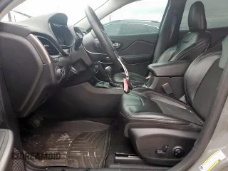 2019 Jeep Cherokee Latitude Plus with VIN 1C4PJLLB3KD357999, listed as a Copart auction lot 60349725 with 79,061 mi miles and Clean title. Bid and sale history available at DreamBid. Image 7.