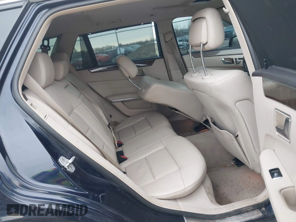 2014 Mercedes-Benz E 350 Luxury with VIN WDDHH8JB2EA886341, listed as a IAAI auction lot 42076525 with 208,933 mi miles and . Bid and sale history available at DreamBid. Image 8.