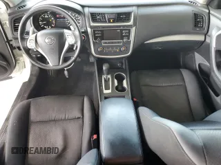 2017 Nissan Altima SV with VIN 1N4AL3AP5HC291829, listed as a Copart auction lot 57784925 with 38,972 mi miles and Salvage title. Bid and sale history available at DreamBid. Image 8.