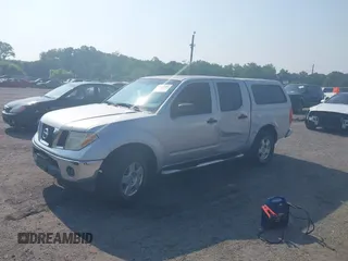 2008 Nissan Frontier SE z VIN 1N6AD07U38C435118, wystawiony jako IAAI lot #42472598 z przebiegiem 158 538 mil mil oraz . Historia ofert i sprzedaży dostępna na DreamBid. Obrazek 17.