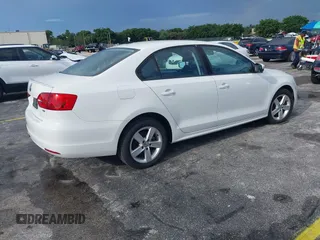 2011 Volkswagen Jetta TDI with VIN 3VWLL7AJ7BM062447, listed as a IAAI auction lot 42756742 with 126,829 mi miles and . Bid and sale history available at DreamBid. Image 4.
