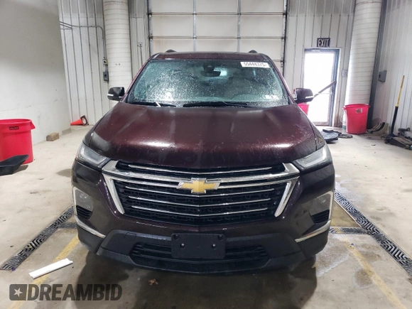 2022 Chevrolet Traverse LT Cloth z VIN 1GNEVGKW1NJ151150, wystawiony jako Copart lot #55444375 z przebiegiem 31 076 mil mil oraz Szkoda całkowita • Salvage title. Historia ofert i sprzedaży dostępna na DreamBid. Obrazek 5.