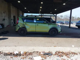 2014 Kia Soul with VIN KNDJN2A23E7738486, listed as a IAAI auction lot 41827927 with 127,043 mi miles. Bid and sale history available at carsss.com. Image 13.