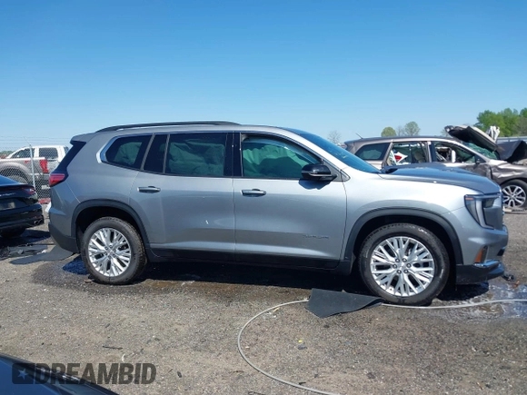 2024 GMC Acadia AWD Elevation z VIN 1GKENNKS5RJ195981, wystawiony jako IAAI lot #41978857 z przebiegiem 12 472 mil mil oraz . Historia ofert i sprzedaży dostępna na DreamBid. Obrazek 13.