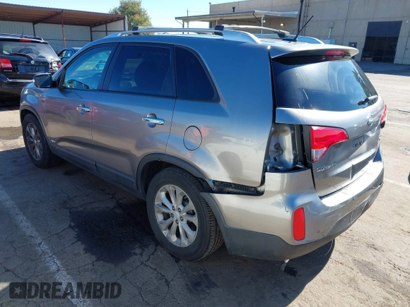 2014 Kia Sorento EX with VIN 5XYKUDA79EG445841, listed as a IAAI auction lot 41636646 with 79,089 mi miles. Bid and sale history available at carsss.com. Image 3.