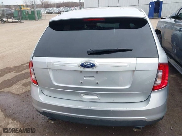 2013 Ford Edge SE with VIN 2FMDK3GC1DBC54068, listed as a IAAI auction lot 40821488 with 175,800 mi miles. Bid and sale history available at carsss.com. Image 17.