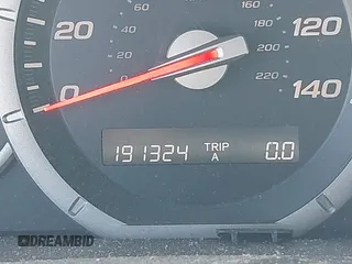 2008 Honda Pilot SE z VIN 5FNYF18338B036073, wystawiony jako IAAI lot #42069377 z przebiegiem 191 324 mil mil oraz . Historia ofert i sprzedaży dostępna na DreamBid. Obrazek 13.