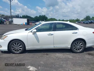2012 Lexus ES 330 z VIN JTHBK1EG9C2488242, wystawiony jako IAAI lot #42603759 z przebiegiem 342 905 mil mil oraz . Historia ofert i sprzedaży dostępna na DreamBid. Obrazek 14.