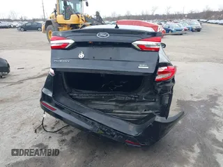 2019 Ford Fusion SEL with VIN 3FA6P0CD9KR237633, listed as a IAAI auction lot 41850201 with 68,157 mi miles. Bid and sale history available at carsss.com. Image 17.